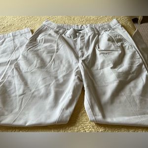 Roundtree And Yorke Men's Cotton Beige Pants Size 34x32